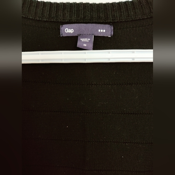 GAP women's Size M black button down mid length short sleeve cardigan with belt - Picture 4 of 5